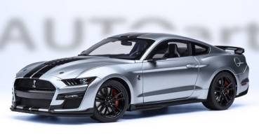 73096 Ford Shelby Mustang GT500 (Iconic Silver) 1:18